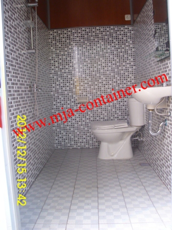 CONTAINER TOILET 21